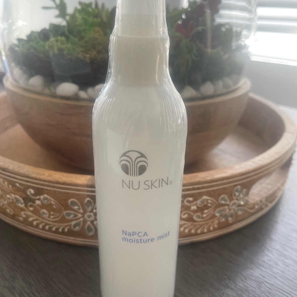 NuSkin  NaPCA Mist